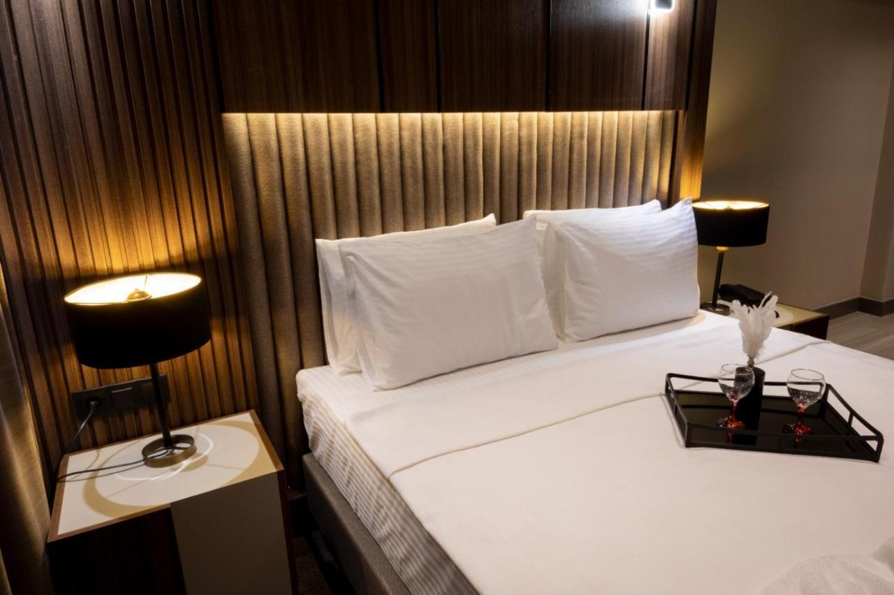 Monalisa Hotels Kusadasi Bagian luar foto
