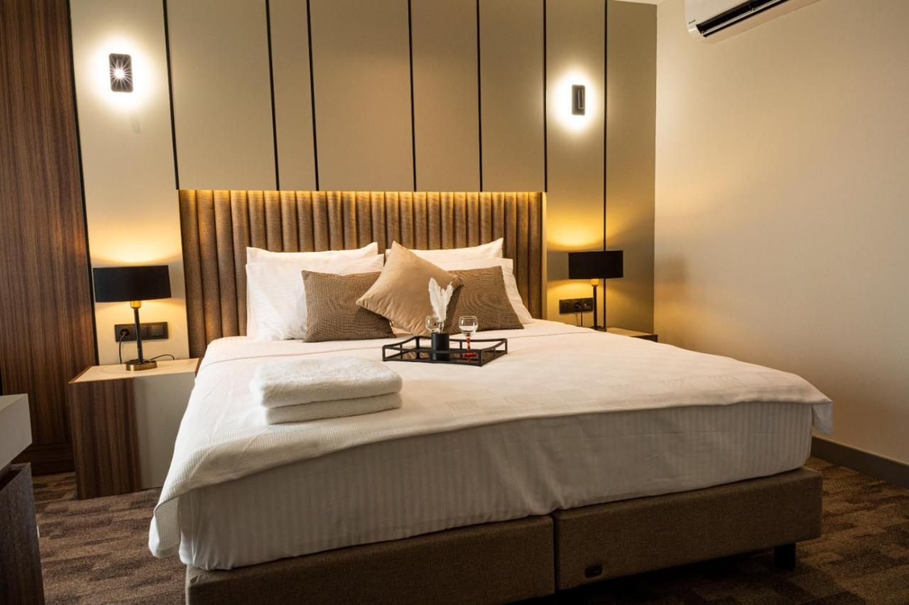 Monalisa Hotels Kusadasi Bagian luar foto