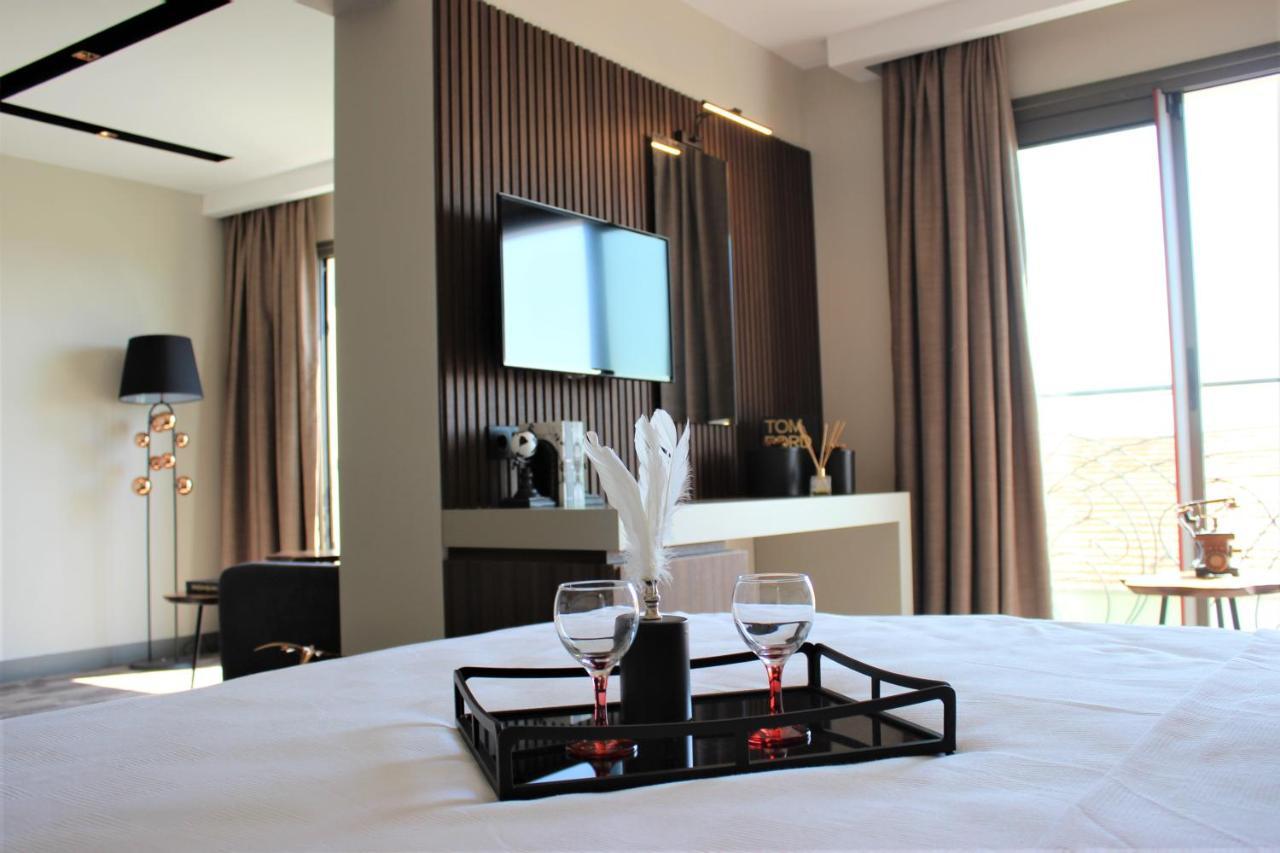 Monalisa Hotels Kusadasi Bagian luar foto