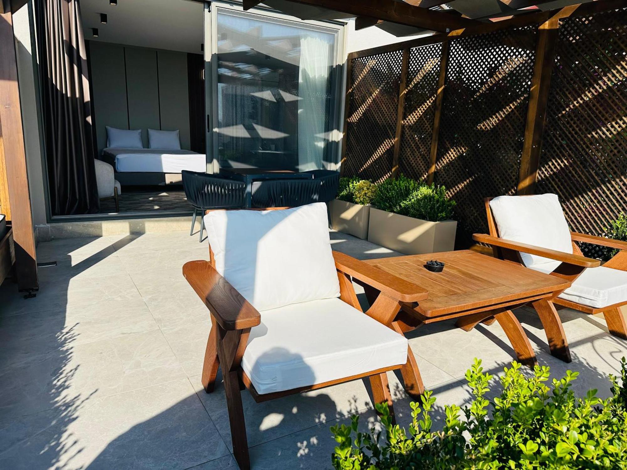 Monalisa Hotels Kusadasi Bagian luar foto